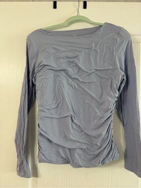 Women's Long-Sleeve Ruched Top in Light Lavender